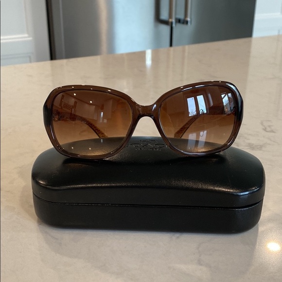 Coach sunglasses - Picture 1 of 2